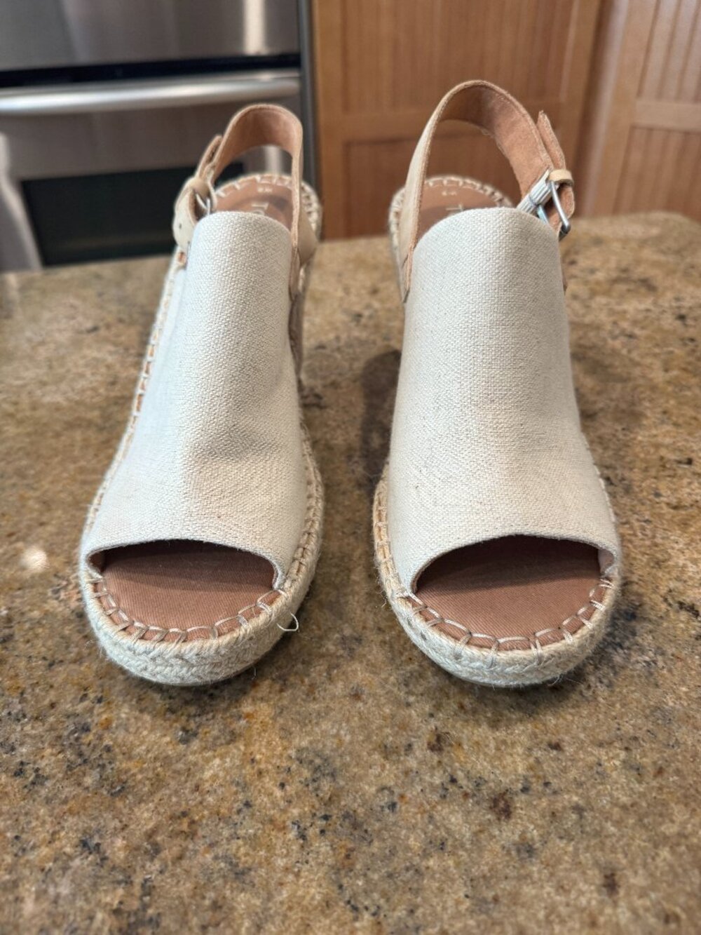 Tom's Monica Wedge Sandal, NWOT Size 9